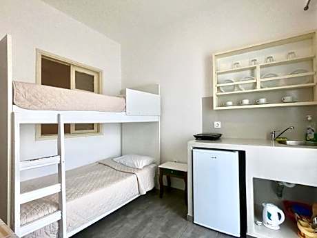 Standard Quadruple Room with Garden View