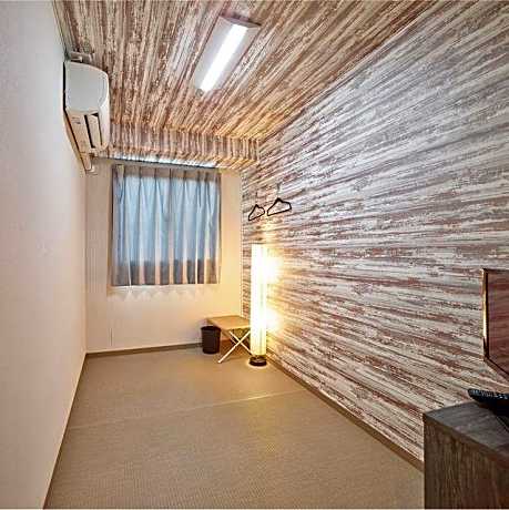 [Japanese-style room] Non-smoking 4 tatami twin room