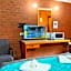 Country Roads Motor Inn