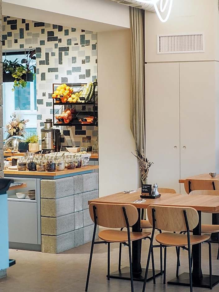 Levy's Rooms & Breakfast