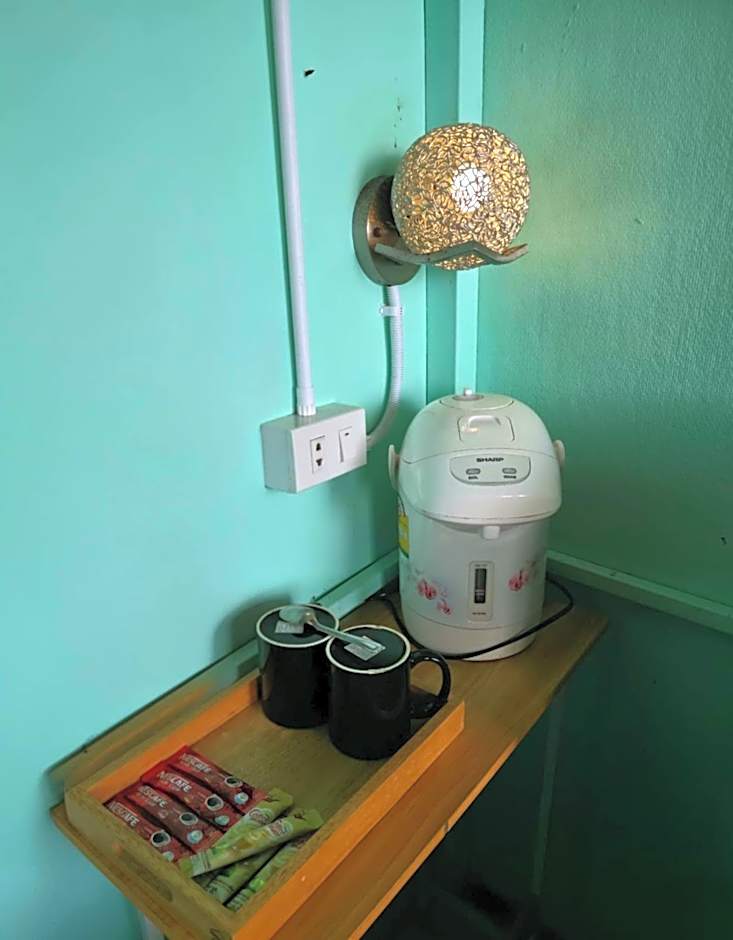 Phi Phi Seaside Bungalow