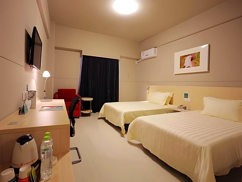 Jinjiang Inn Guiyang Wenchangge Jiaxiulou Provincial Hospital Metro Station