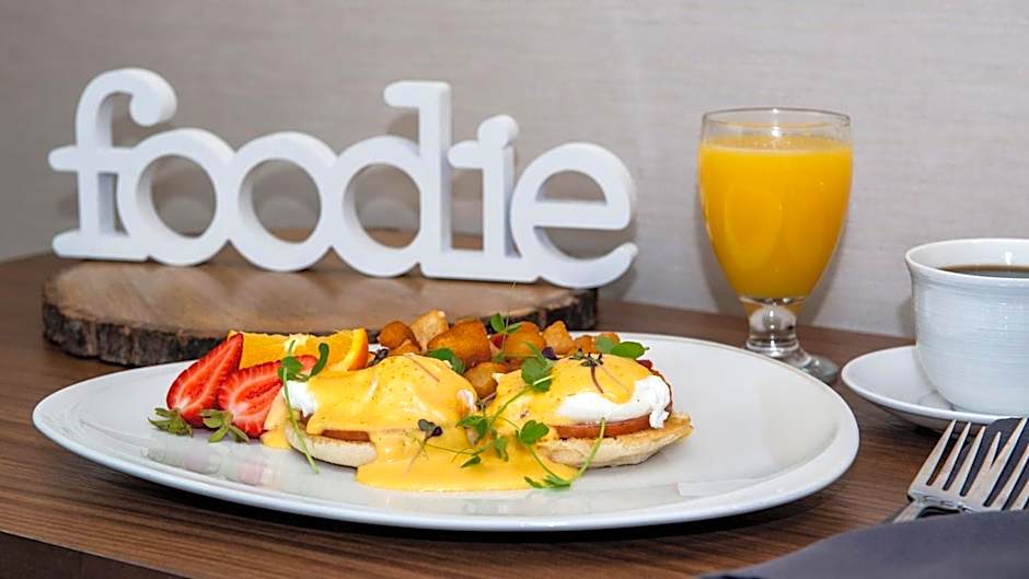 Holiday Inn Winnipeg-South By IHG