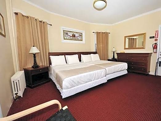 Midwood Suites Brooklyn