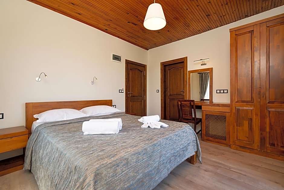 Ayris Hotel Çıralı