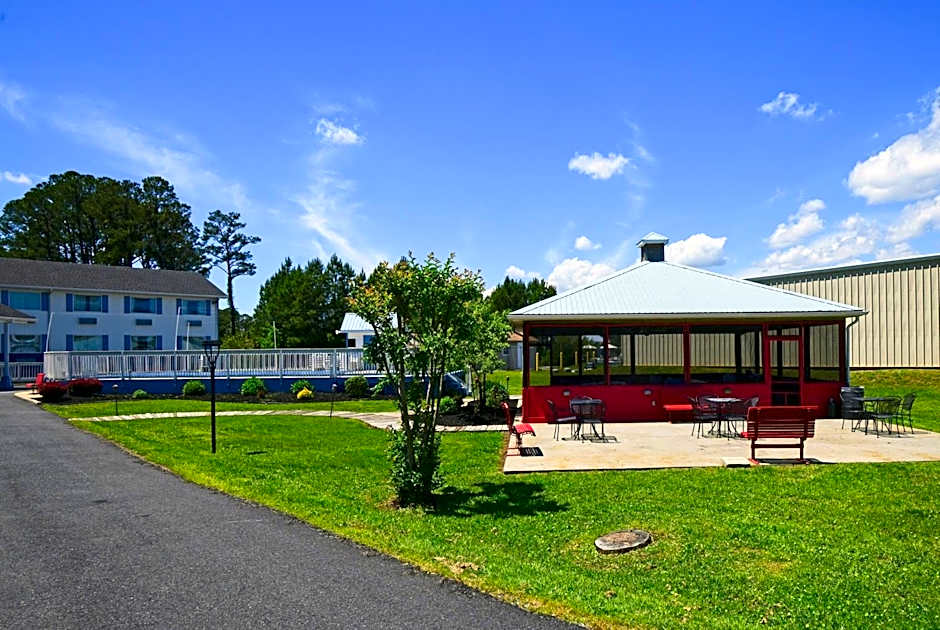 Days Inn by Wyndham Chincoteague Island