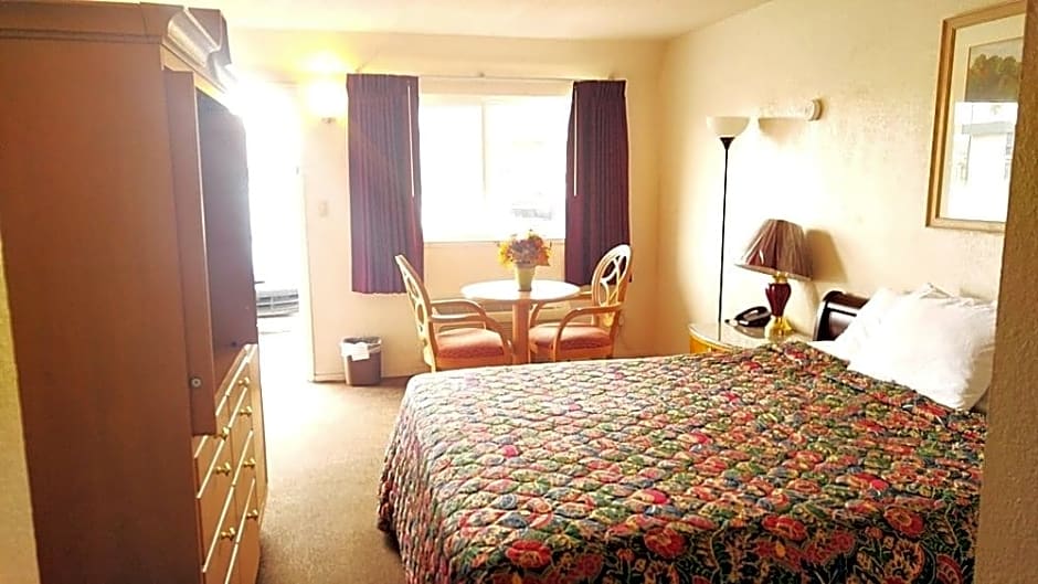 Parkway Inn