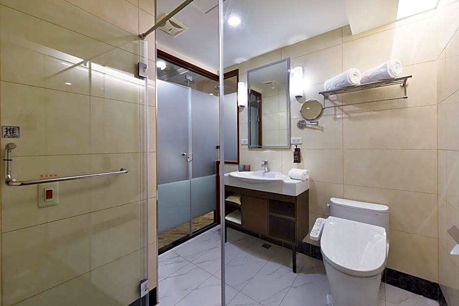 Fullon Poshtel - Linkou