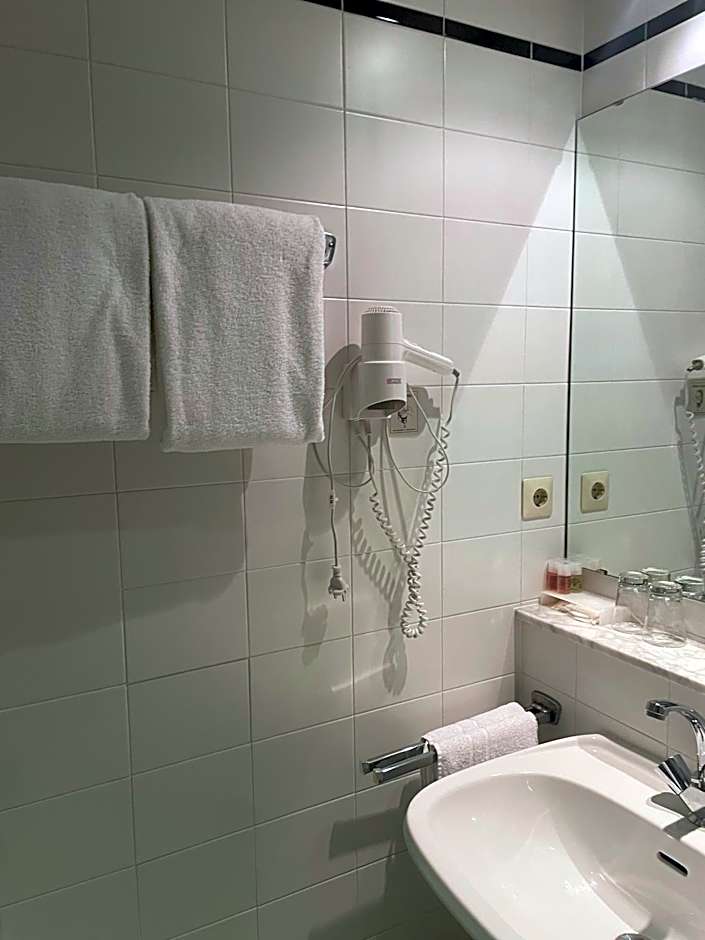 Hotel Bitterfelder Hof