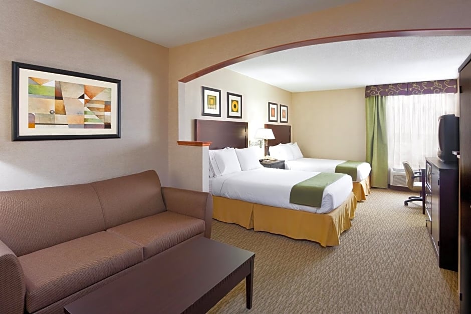Holiday Inn Express Hotel & Suites Cleveland-Streetsboro, an IHG Hotel