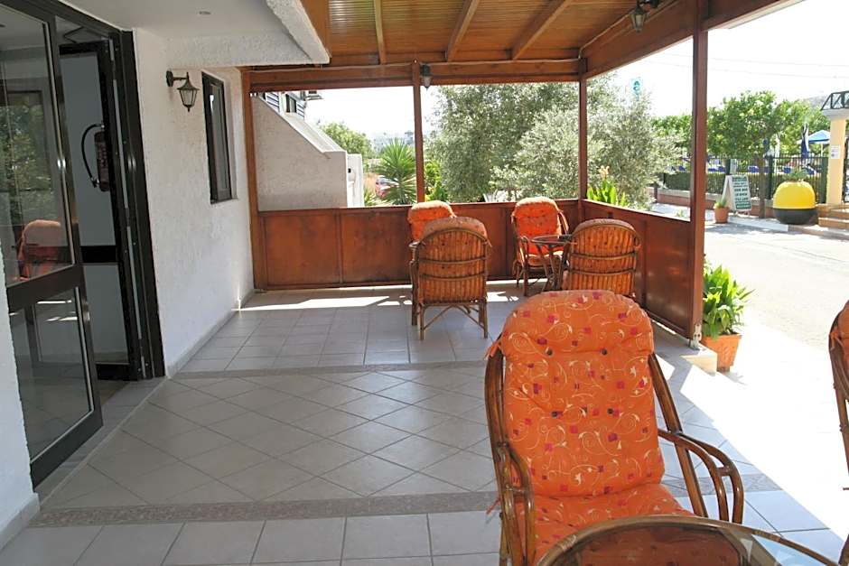 Andavis Hotel-Adults Only