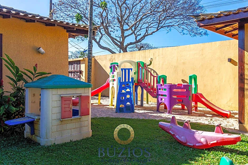 200 Metros da praia, Casa ampla com 4 suítes! BZ55