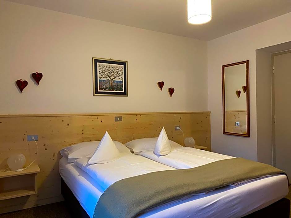 Photo 1 of 5 of Double Room with Private External Bathroom