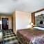 Super 8 by Wyndham Campbellsville KY