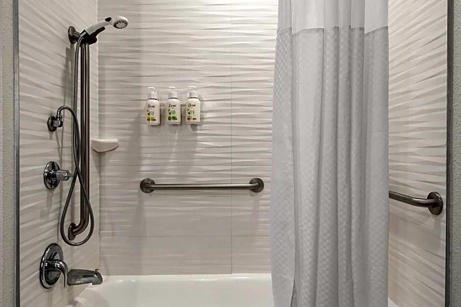 La Quinta Inn & Suites by Wyndham Montgomery