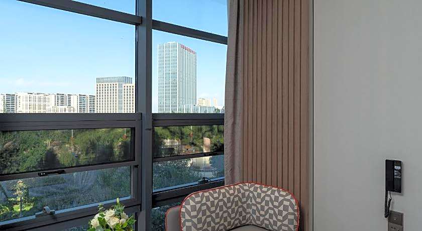 Holiday Inn Express Yinchuan Yuehai By IHG