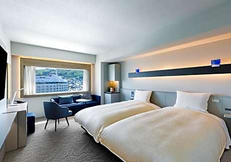 Deluxe Twin Room for 3 adult