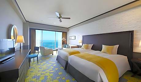 Lumina Floor Deluxe Lake View Twin Room - 40 sqm, Non-Smoking
