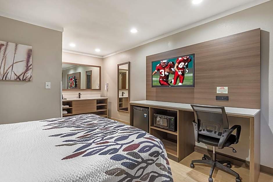 Red Roof Inn Raleigh Northeast - Downtown