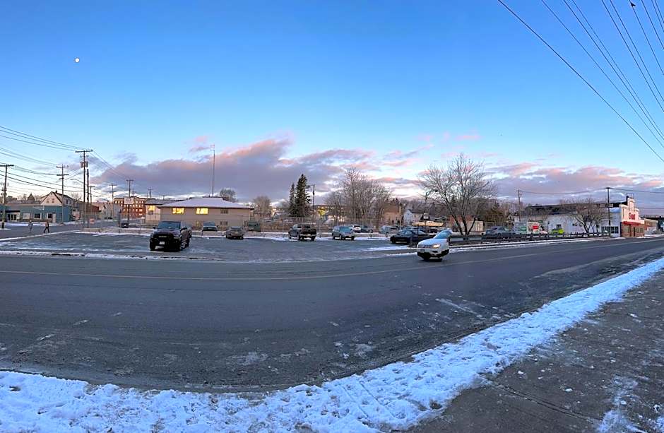 Quality Inn & Suites Thunder Bay Downtown