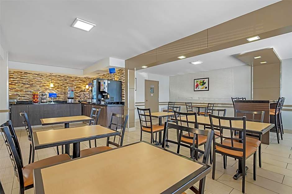 Best Western Center Inn