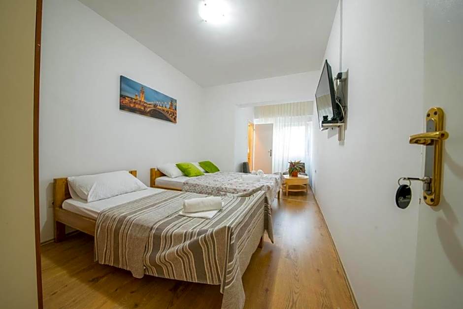 Hotel Riviera, Starigrad Paklenica