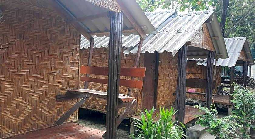 Chill Chill Long Beach Hostel