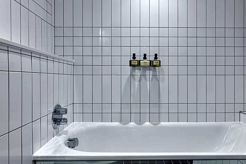 One Hundred Shoreditch