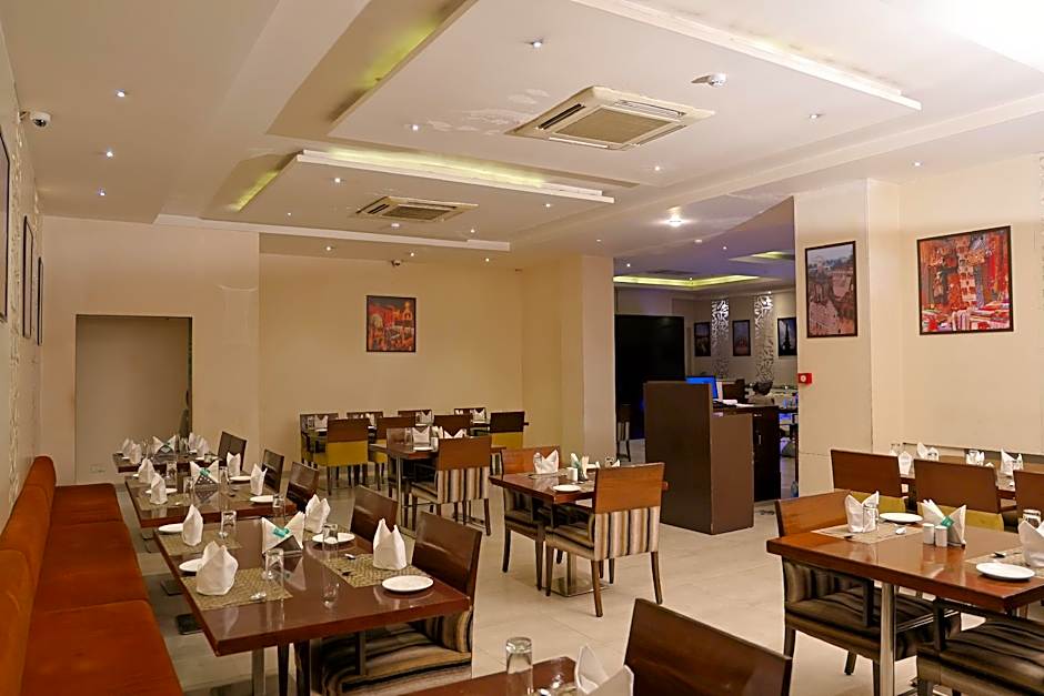 Le Roi Udaipur Hotel