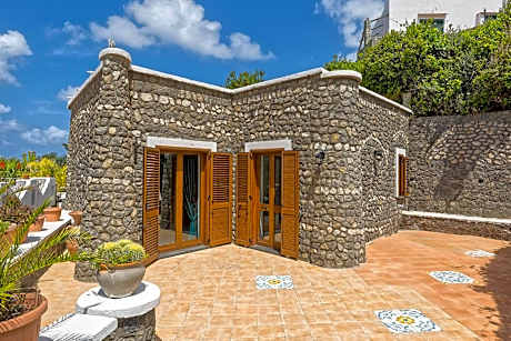 Deluxe Double or Twin Room with Sea View