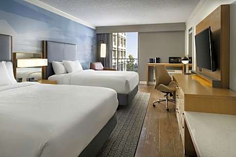 Courtyard by Marriott Long Beach Downtown