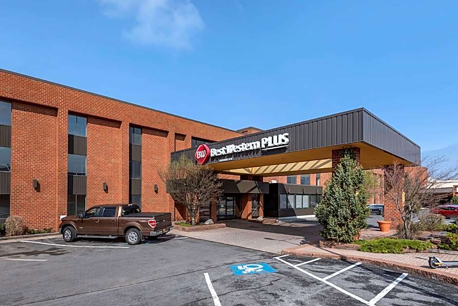 Best Western Plus Captain's Quarters