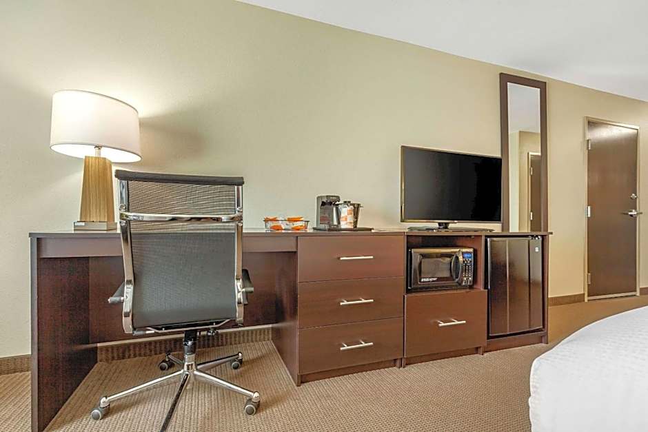 Sleep Inn & Suites Lincoln University Area