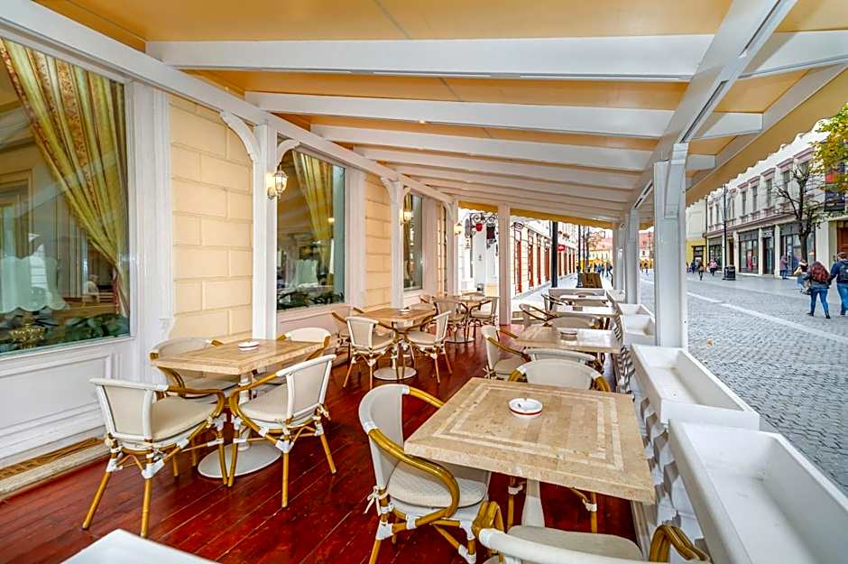 Hotel Imparatul Romanilor