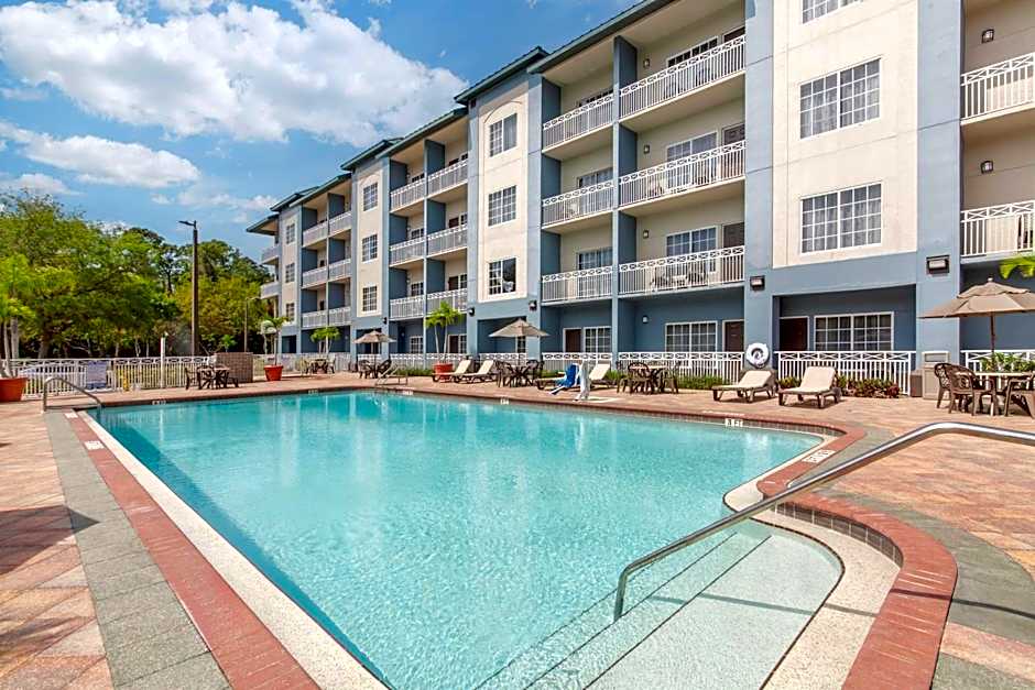 Best Western Naples Plaza Hotel