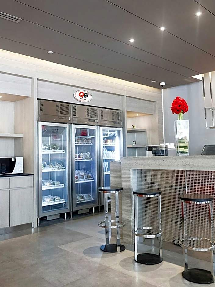 Ibis Bangkok Siam Hotel