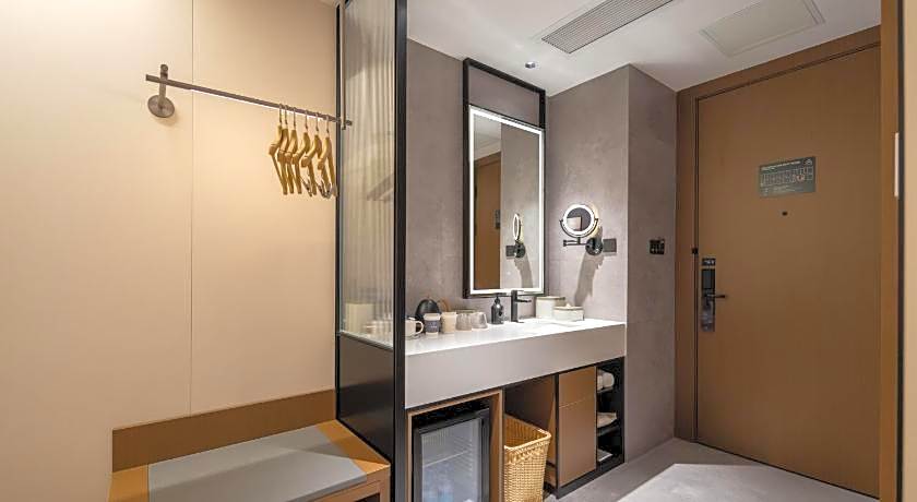 Atour Hotel Zhongshan Fuhua Road Shiqi Pedestrian Street