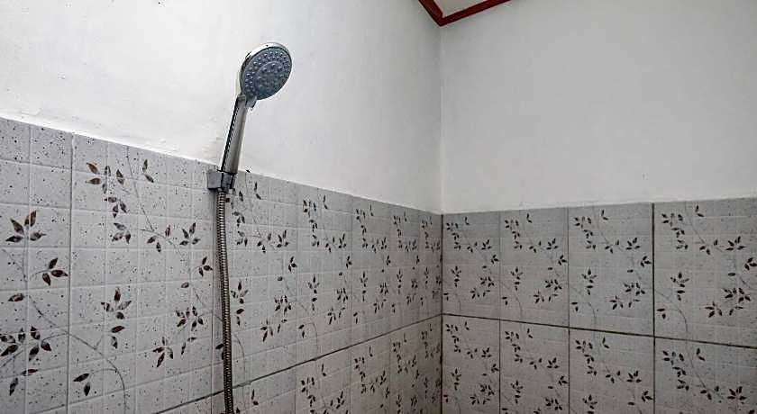 OYO 2519 Mayang Garini