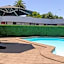 Durham Court Motor Inn