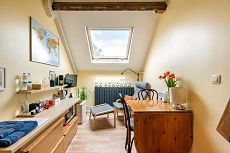 Twin Room with Private Bathroom