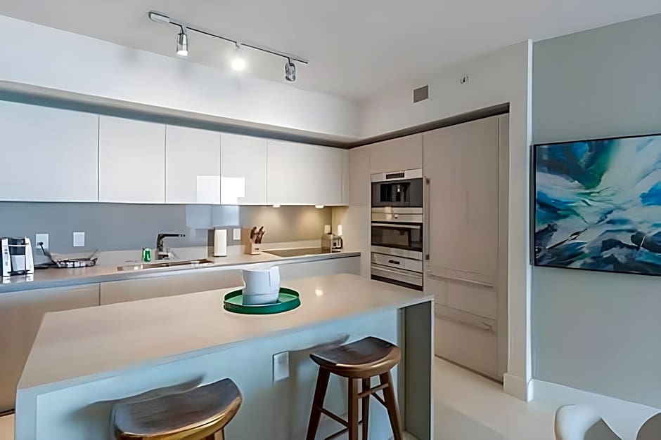 Hide Beach Residences