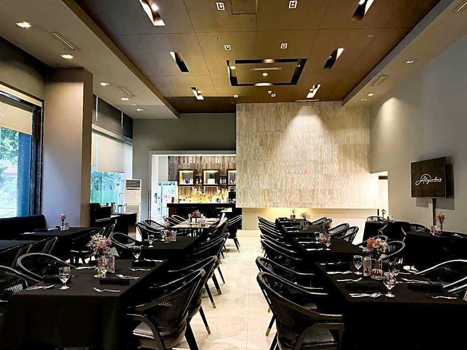 The B Hotel - Alabang