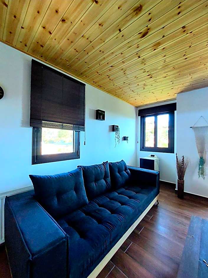 Agros Green Valley Suites