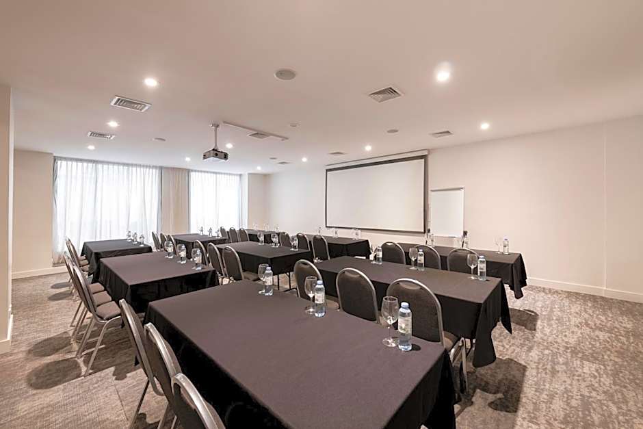 Efe Hotel & Cowork