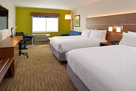 2 Queen Suite Communications Accessible