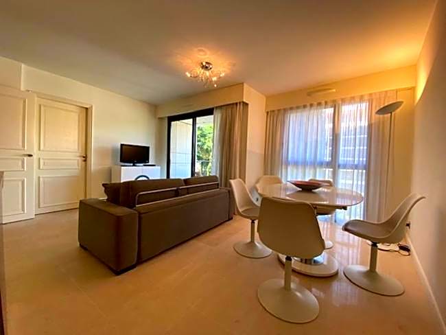 Residence Carlton Riviera