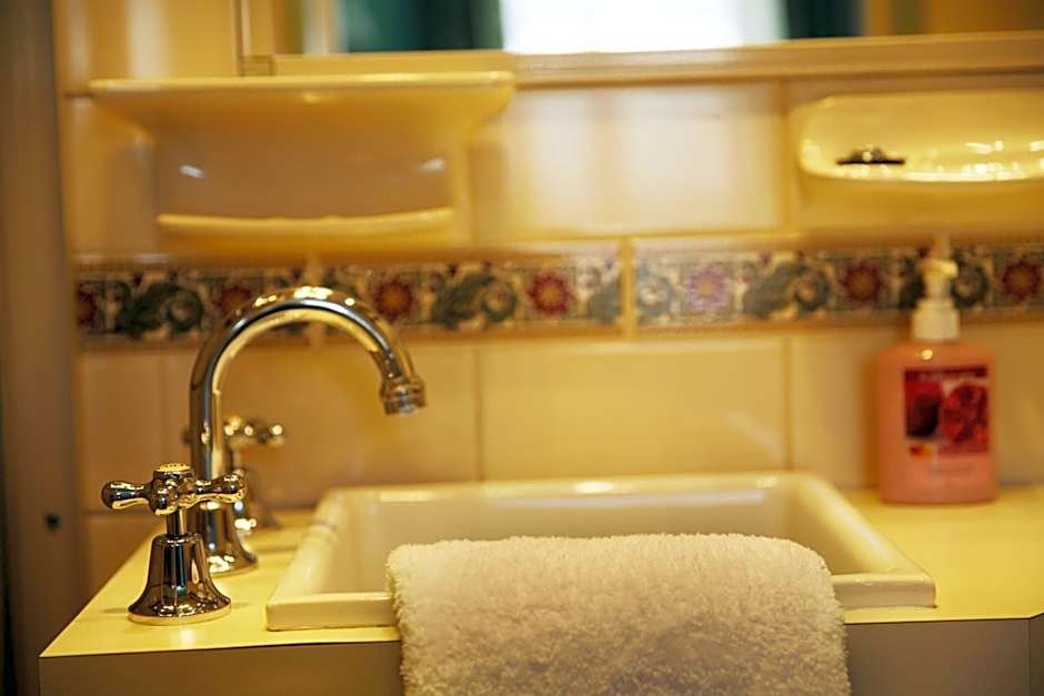 Astor Private Hotel