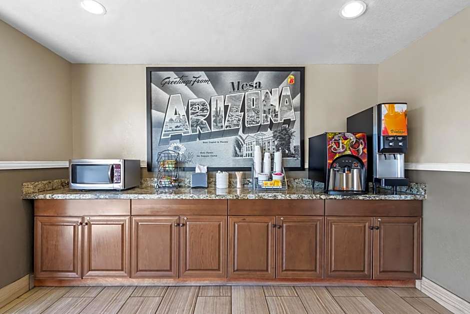 Super 8 by Wyndham - Mesa/Gilbert