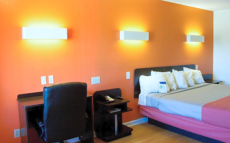 Motel 6-Cookeville, TN