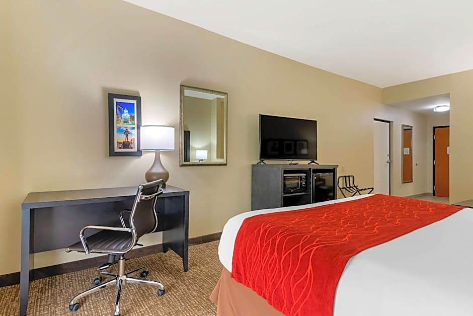 Comfort Inn & Suites Montgomery Eastchase